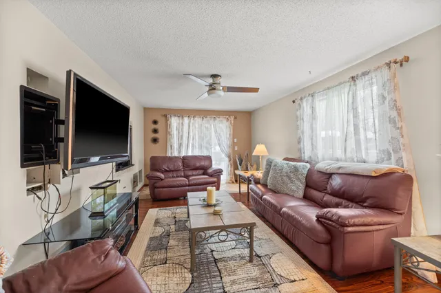 $280,000 | 200 Griffin Avenue Northeast, Hutchinson, MN 55350