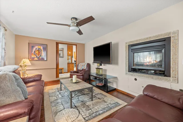 $280,000 | 200 Griffin Avenue Northeast, Hutchinson, MN 55350