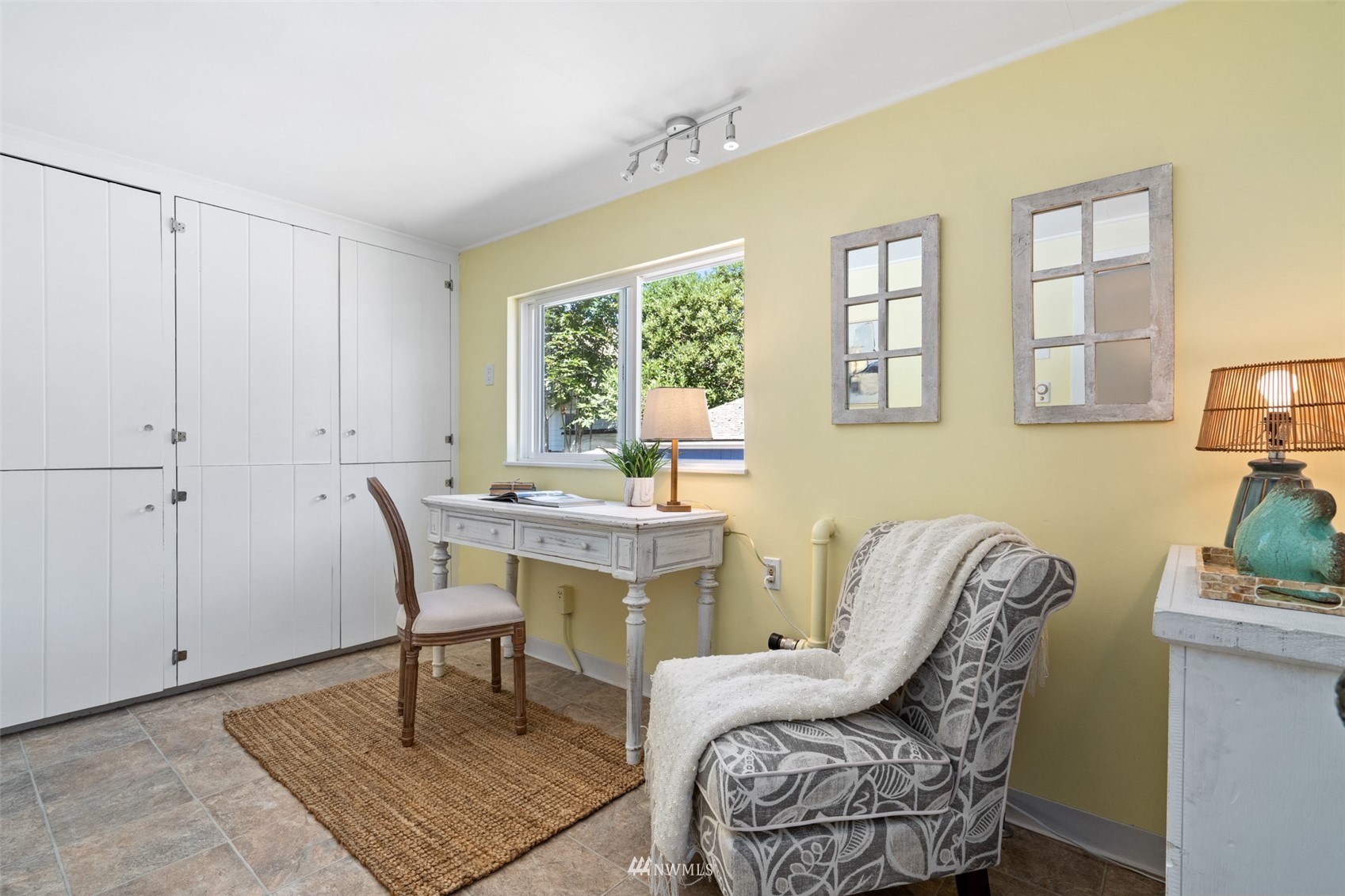 4514 Southwest Findlay Street Seattle, WA 98136 - Photo 12 of 26 Gallery Image 12