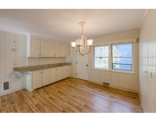6 Meadowbrook Road Worcester, MA 01609 - Photo 16 of 30 Gallery Image 16