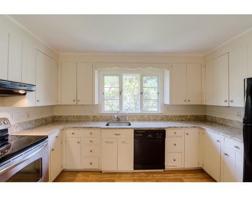 6 Meadowbrook Road Worcester, MA 01609 - Photo 18 of 30 Gallery Image 18
