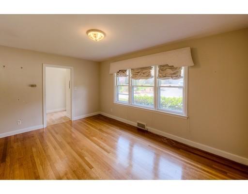 6 Meadowbrook Road Worcester, MA 01609 - Photo 20 of 30 Gallery Image 20