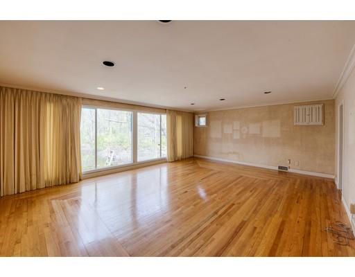 6 Meadowbrook Road Worcester, MA 01609 - Photo 23 of 30 Gallery Image 23