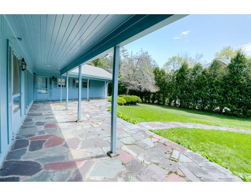 6 Meadowbrook Road Worcester, MA 01609 - Photo 3 of 30 Gallery Image 3