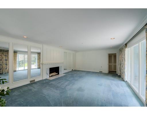 6 Meadowbrook Road Worcester, MA 01609 - Photo 5 of 30 Gallery Image 5