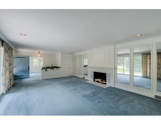 6 Meadowbrook Road Worcester, MA 01609 - Photo 8 of 30 Gallery Image 8