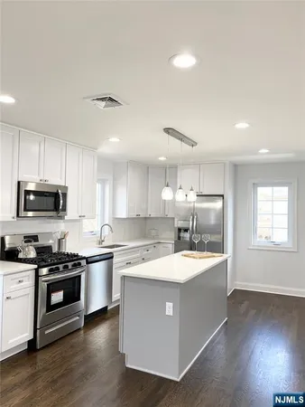 $3,750 | 61 Chestnut Street, Unit 2, Lodi, NJ 07644