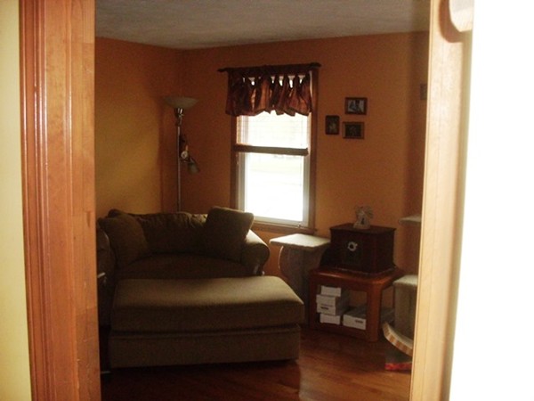 5 Ricca Farm Road Billerica, MA 01862 - Photo 11 of 17