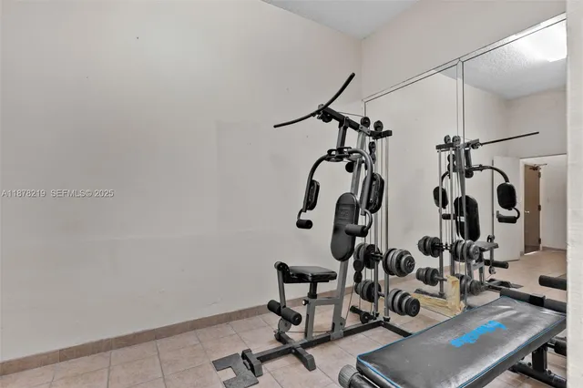 $2,200 | 13951 Kendale Lakes Circle, Unit 307A, Miami, FL 33183