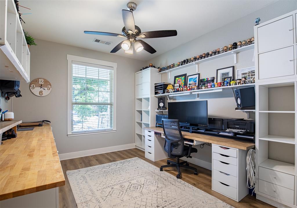 416 Allbright Road Celina, TX 75009 - Photo 15 of 40 a workspace with furniture and window