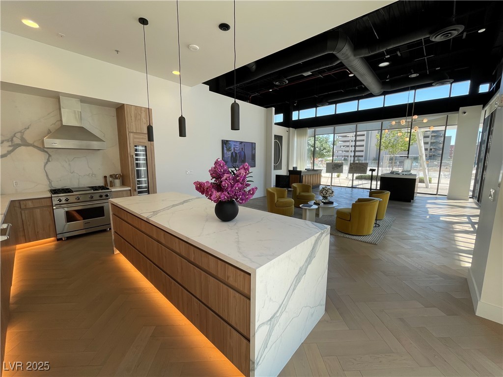 700 West Carson Avenue, Unit 2002 Las Vegas, NV 89106 - Photo 39 of 59 Experience Center