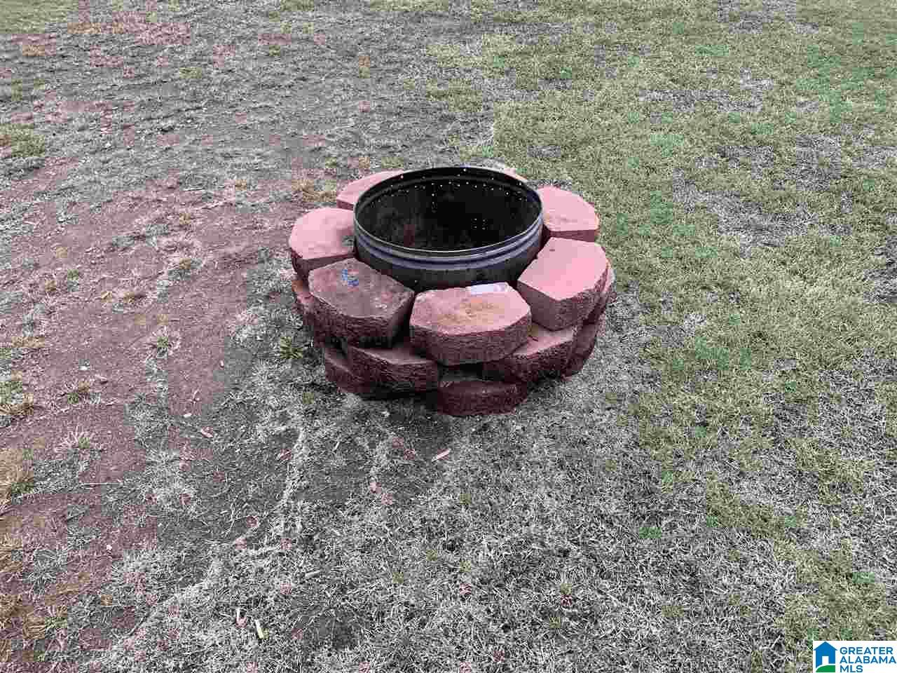 396 Holland-Finley Road Jacksonville, AL 36265 - Photo 7 of 37