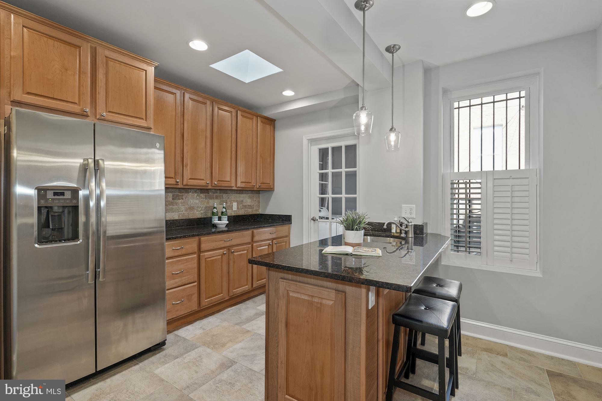 402 G Street Northeast Washington, DC 20002 - Photo 11 of 29 Gallery Image 11