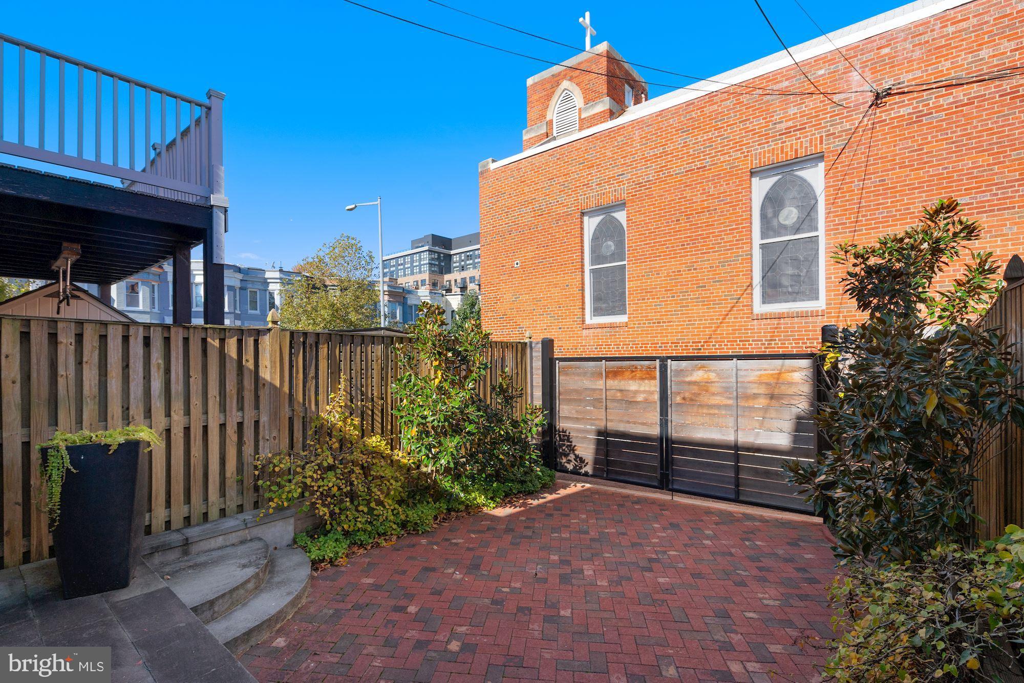 402 G Street Northeast Washington, DC 20002 - Photo 27 of 29 Gallery Image 27