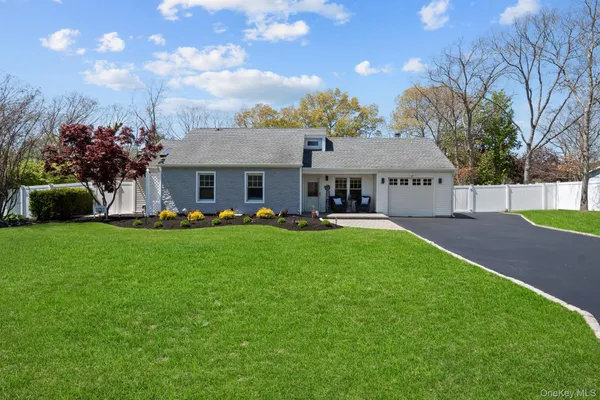 $649,000 | 24 Gabon Lane, Coram, NY 11727