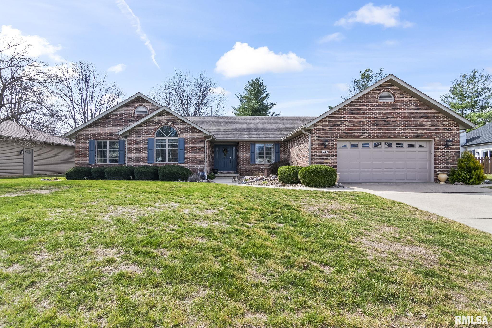 3924 Old Mill Lane Springfield, IL 62711 - Photo 2 of 47