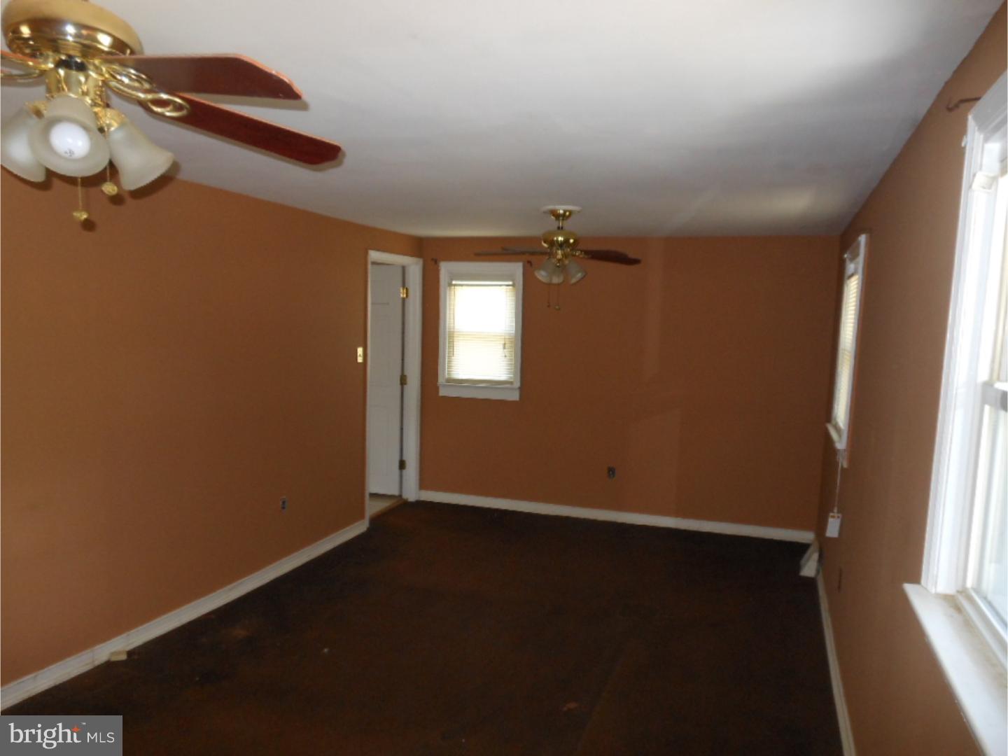 39 Rhodes Avenue Ewing, NJ 08638 - Photo 4 of 6 Bedroom - Main