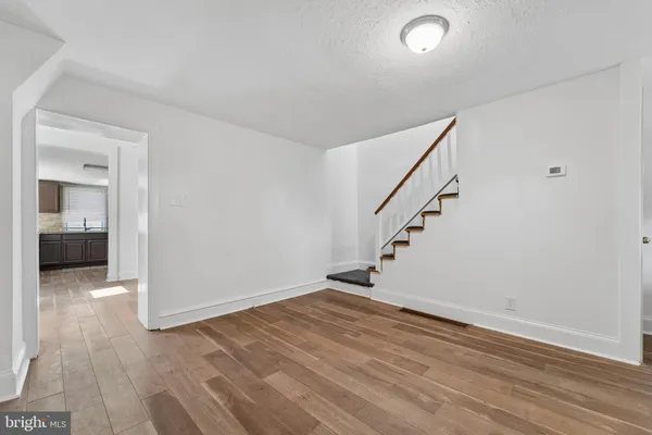 $225,000 | 3947 Mary Street, Drexel Hill, PA 19026
