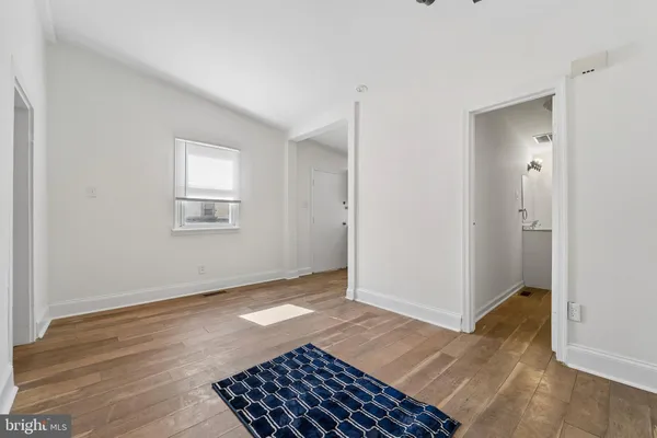 $225,000 | 3947 Mary Street, Drexel Hill, PA 19026