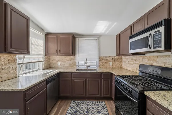 $225,000 | 3947 Mary Street, Drexel Hill, PA 19026