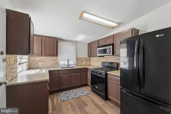 $225,000 | 3947 Mary Street, Drexel Hill, PA 19026