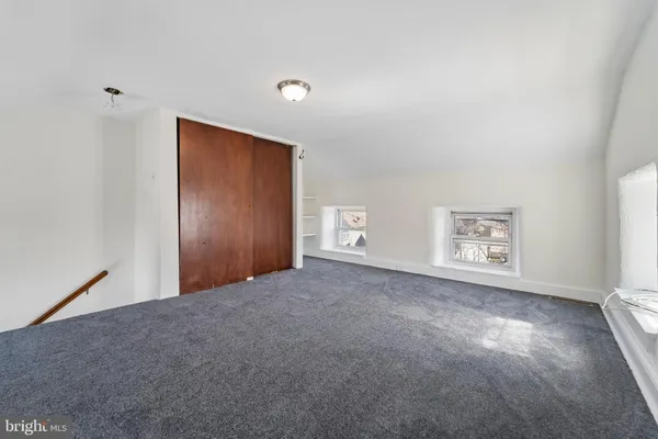 $225,000 | 3947 Mary Street, Drexel Hill, PA 19026