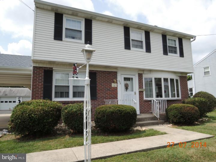 225 Crestview Road Hatboro, PA 19040 - Photo 15 of 22 Exterior Front
