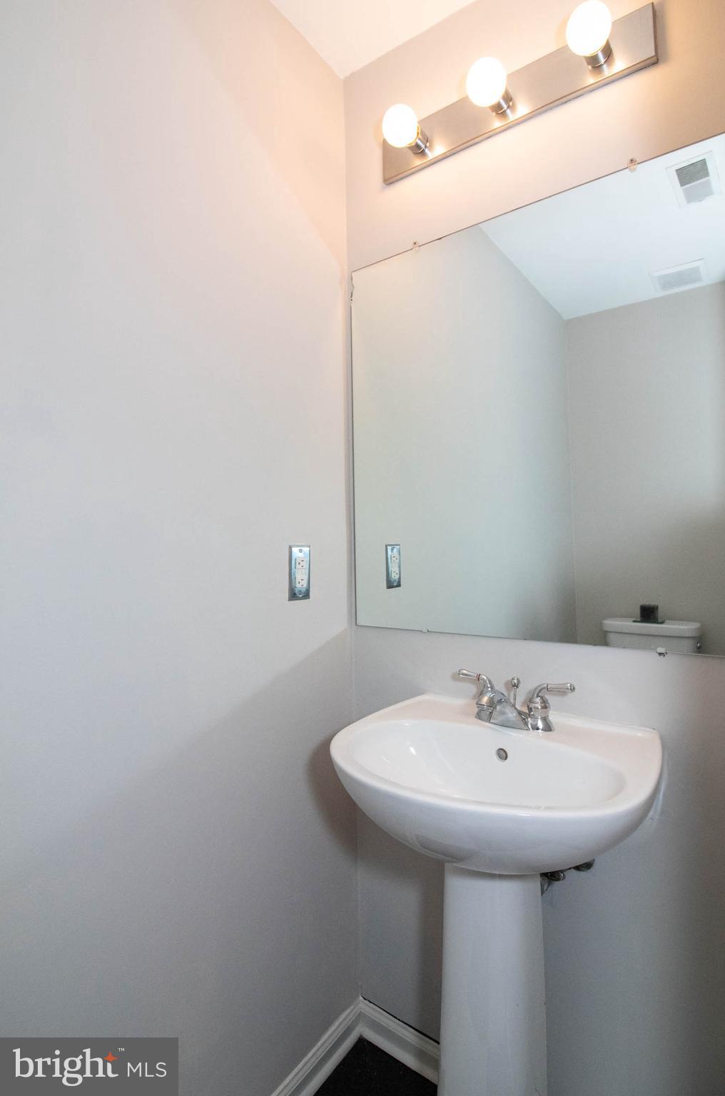 1303 Stokes Road Mount Laurel, NJ 08054 - Photo 20 of 41 Gallery Image 20