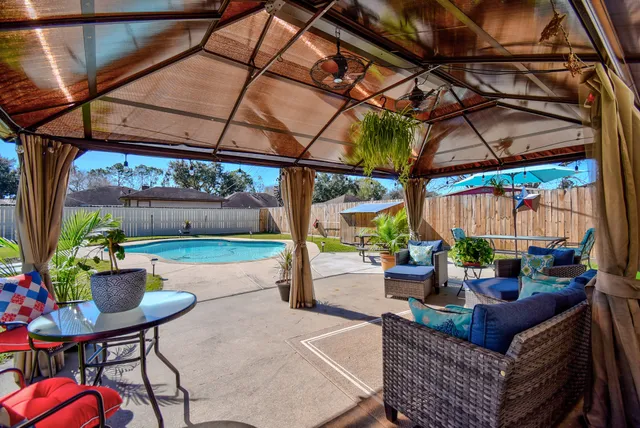 a view of outdoor space yard and patio