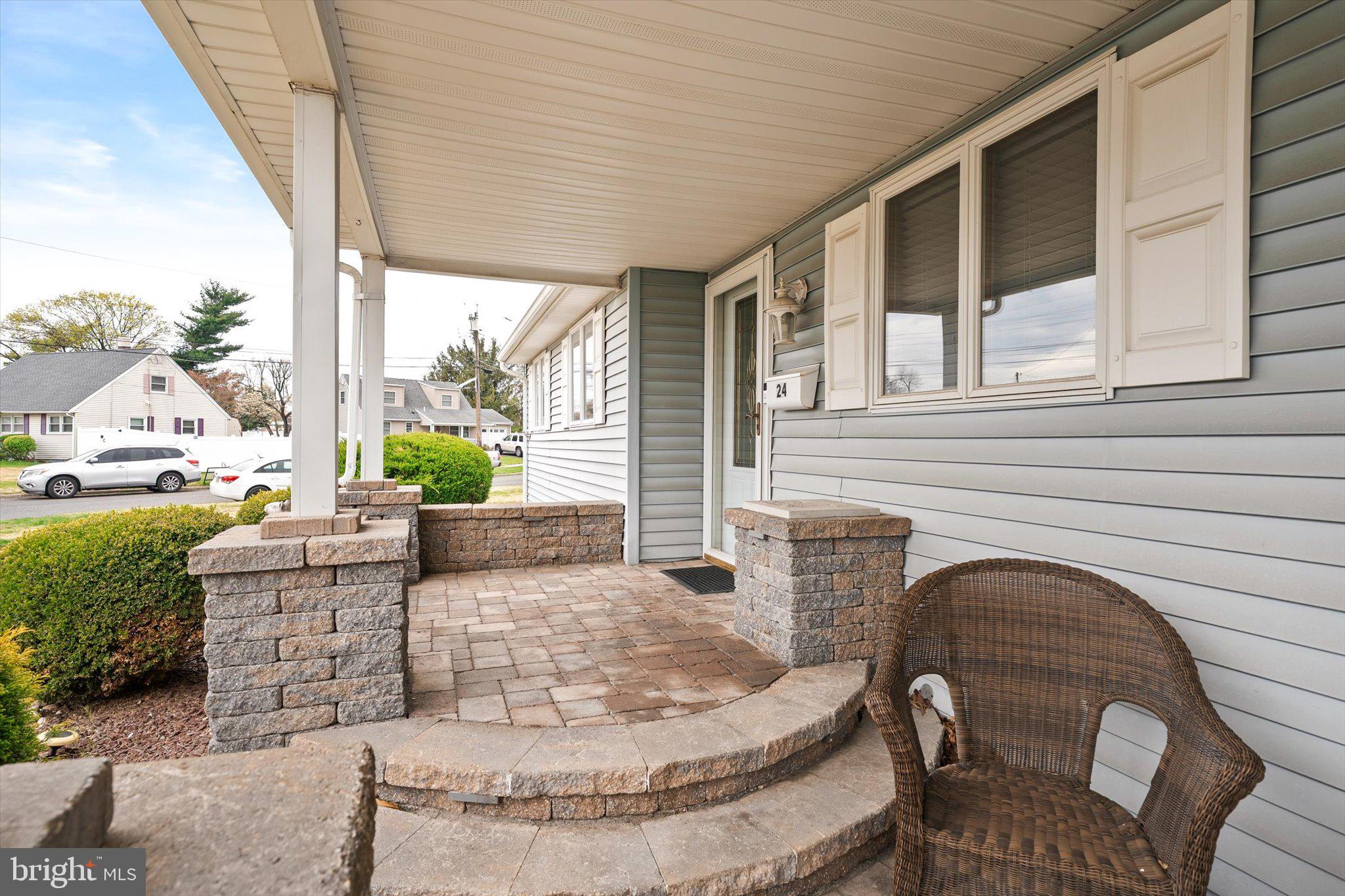 24 Cumberland Road Hamilton, NJ 08690 - Photo 3 of 29 Welcoming Front Porch