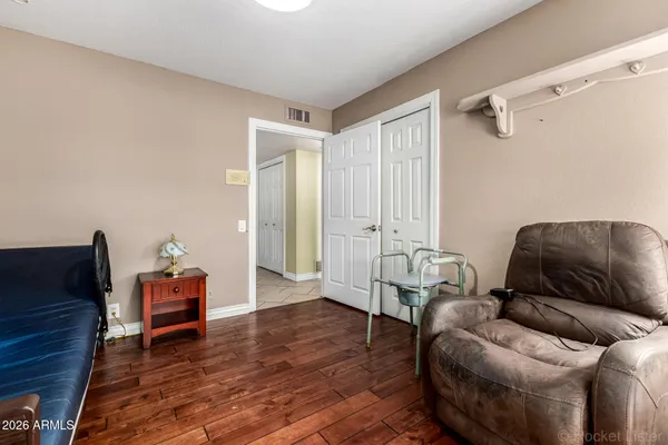 $3,600 | 11051 North 44th Court, Phoenix, AZ 85028