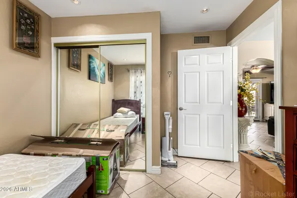 $3,600 | 11051 North 44th Court, Phoenix, AZ 85028