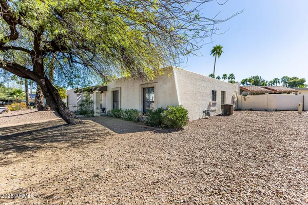 $3,600 | 11051 North 44th Court, Phoenix, AZ 85028