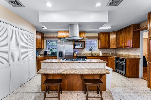 $389,900 | 4325 St George Drive, Corpus Christi, TX 78413