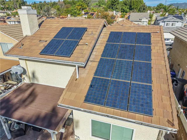 $890,000 | 21728 Cheswold Lane, Saugus, CA 91350