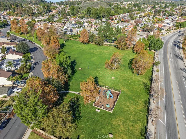 $890,000 | 21728 Cheswold Lane, Saugus, CA 91350