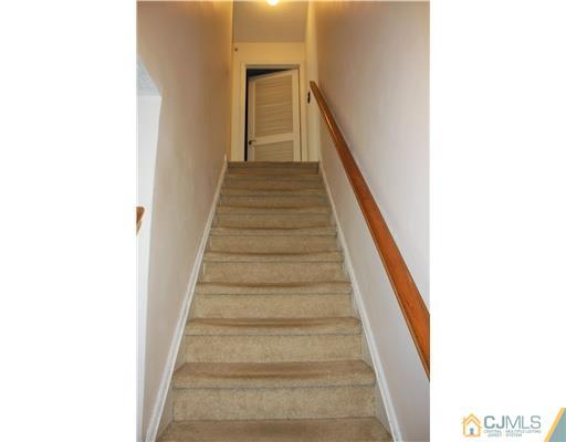 34 Inverness Drive Edison, NJ 08820 - Photo 3 of 16 a view of entryway