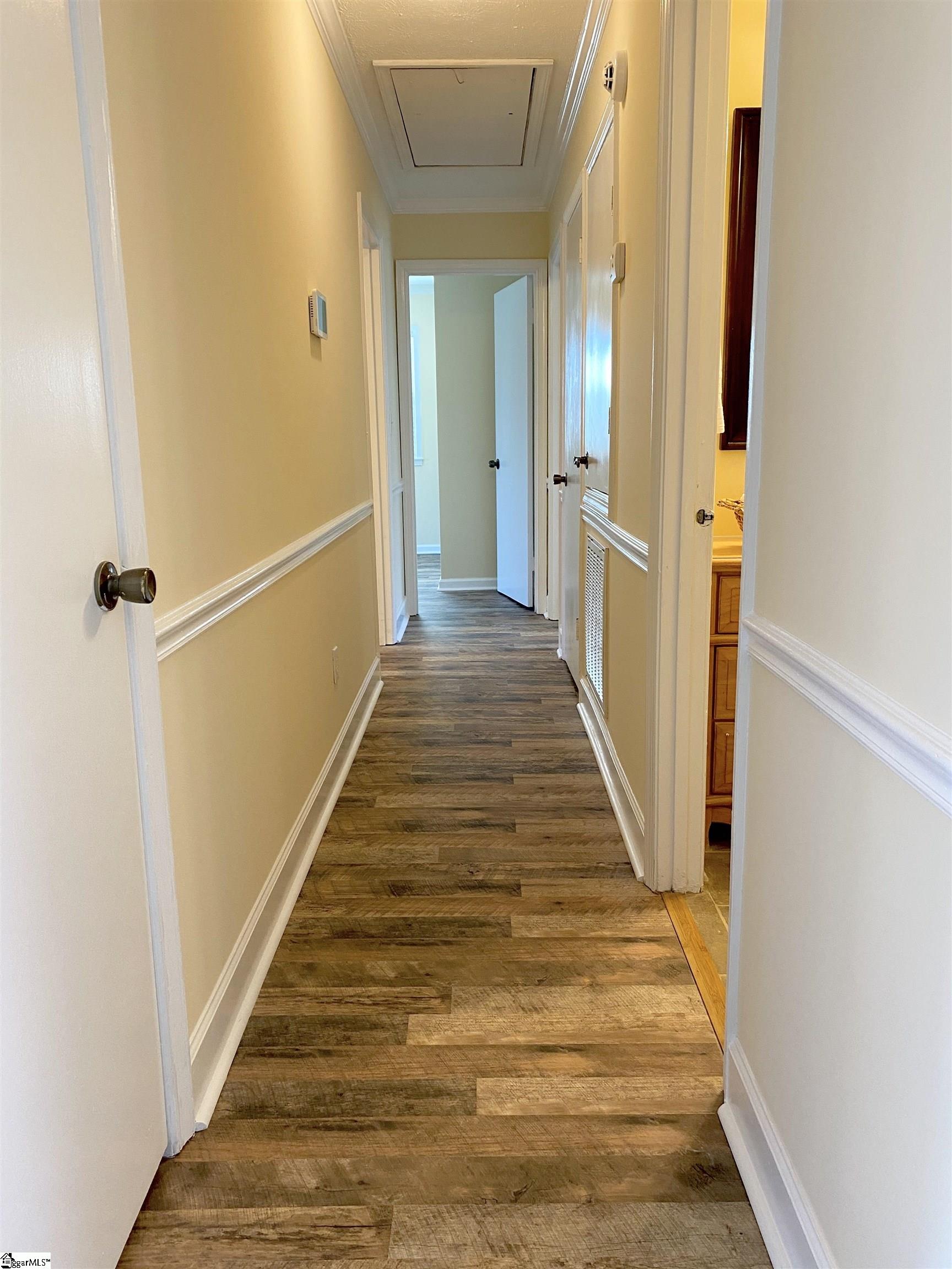 204 Gemini Way Greer, SC 29651 - Photo 11 of 30 Gallery Image 11