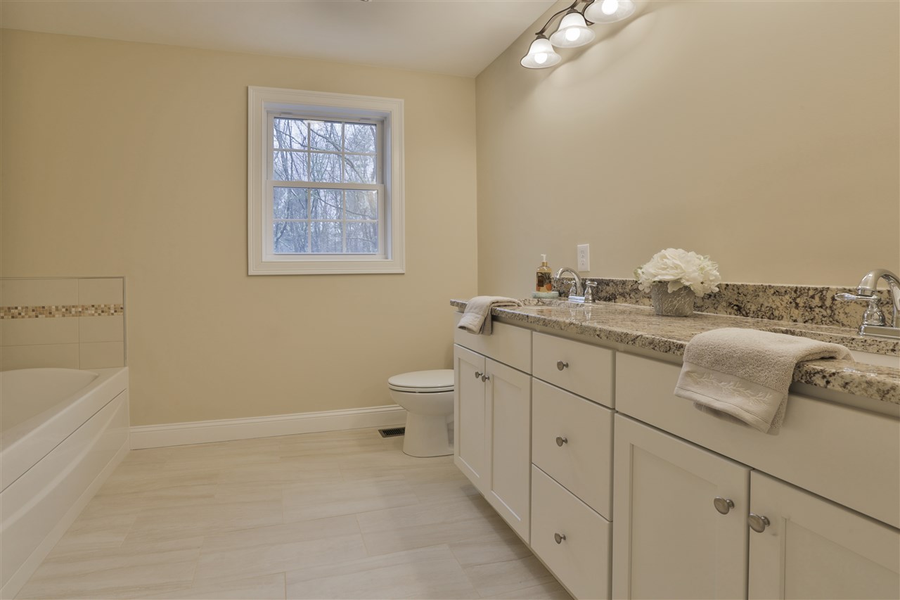 19 Zion Hill Road Salem, NH 03079 - Photo 26 of 31