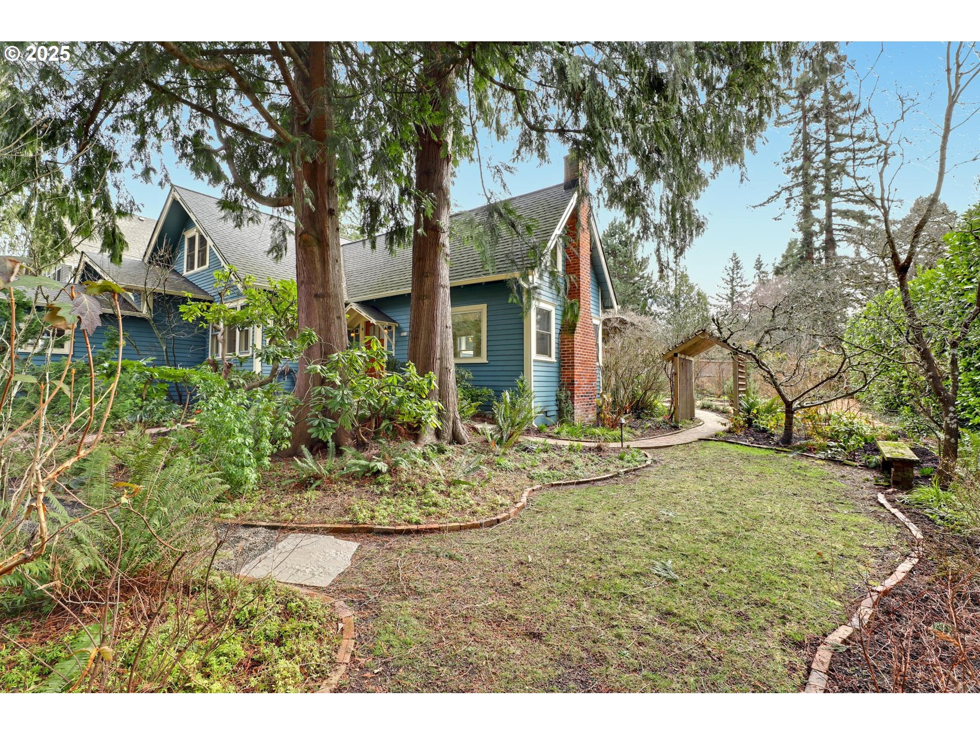 5014 Southwest Custer Street Portland, OR 97219 - Photo 39 of 46 Gallery Image 39
