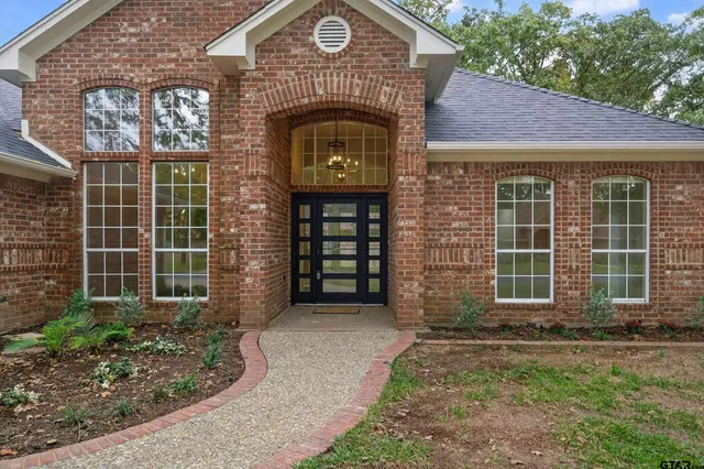 $499,900 | 3409 Pebblebrook Drive, Tyler, TX 75707