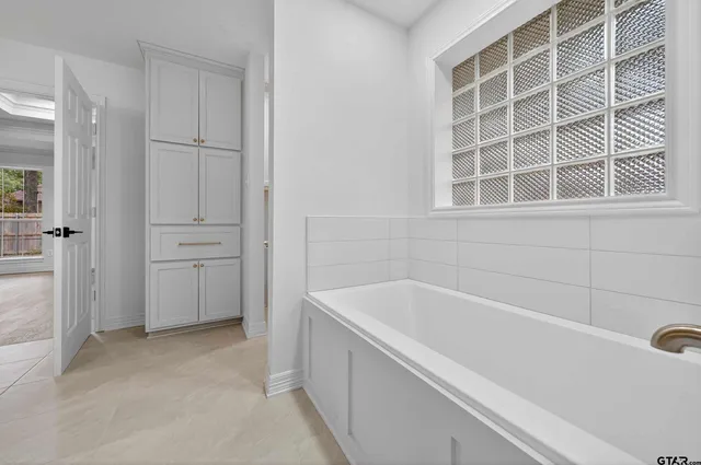 $499,900 | 3409 Pebblebrook Drive, Tyler, TX 75707