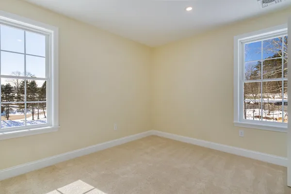 $554,900 | 5 A Violette Drive, Unit 1, Epping, NH 03042