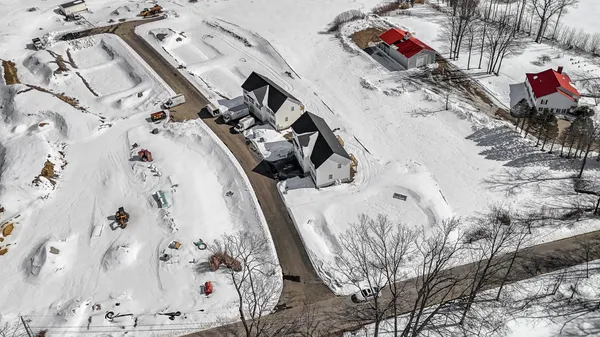 $554,900 | 5 A Violette Drive, Unit 1, Epping, NH 03042