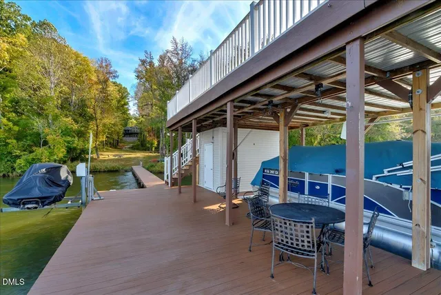 $1,199,000 | 25 Mckayla Lane, Bracey, VA 23919