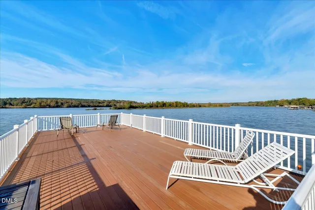 $1,199,000 | 25 Mckayla Lane, Bracey, VA 23919