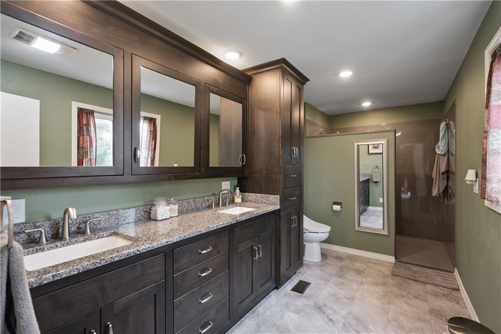 1531 22000 Road Parsons, KS 67357 - Photo 34 of 97
