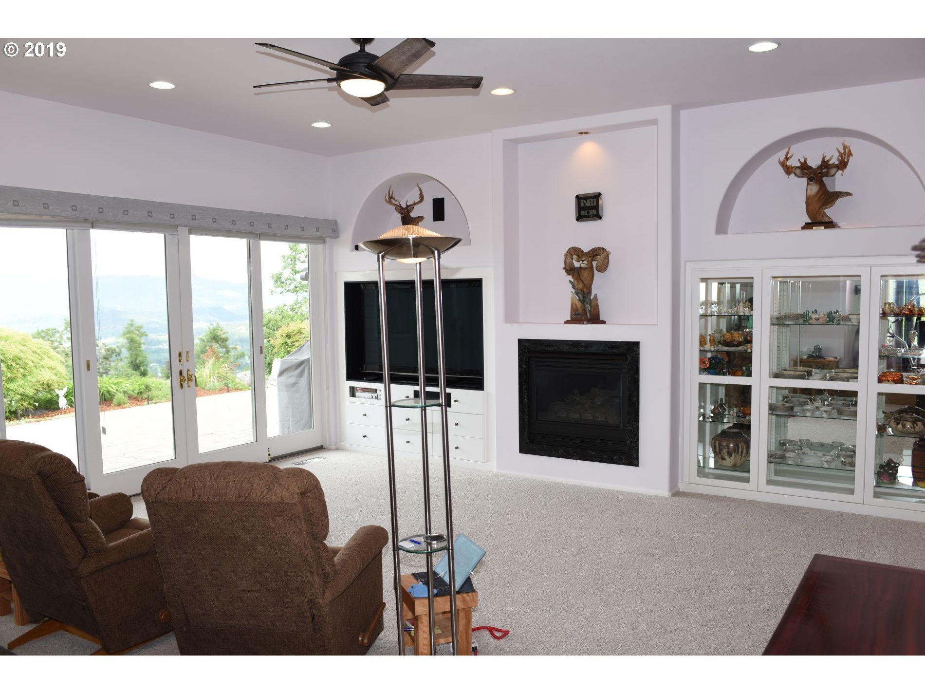 278 Redtail Ridge Lane Roseburg, OR 97471 - Photo 4 of 27 Gallery Image 4