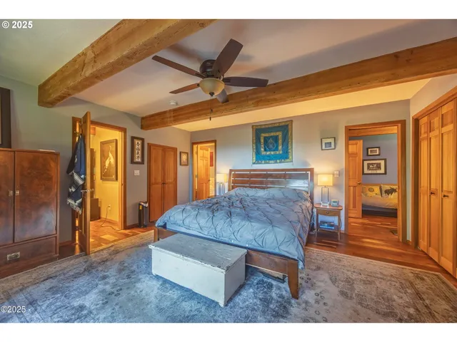 a living room with furniture and a area