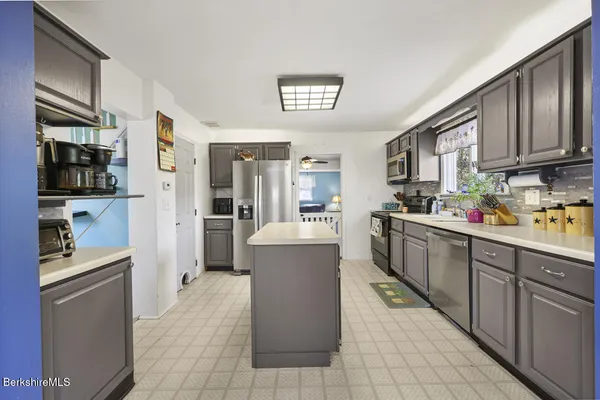 $289,000 | 31 East Housatonic Street, Dalton, MA 01226